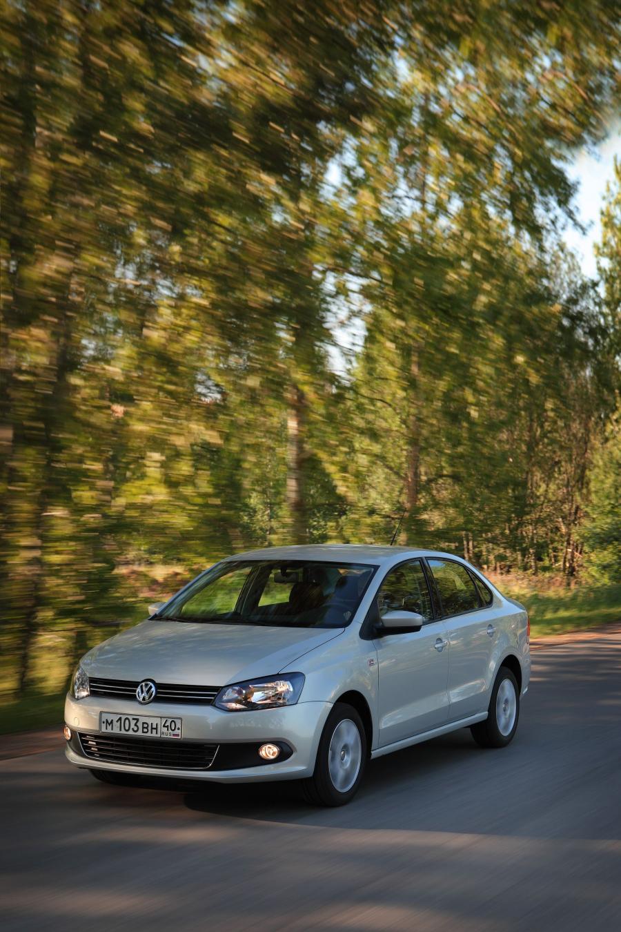  Volkswagen Polo Sedan 2010 года  (фото 72 из 123)